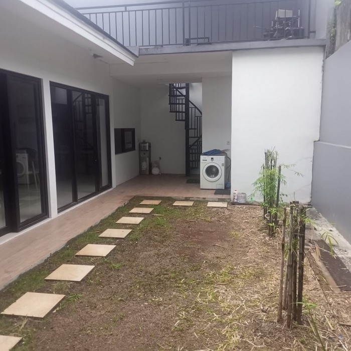 Rumah disewakan di Vassa Residence Lippo Cikarang 